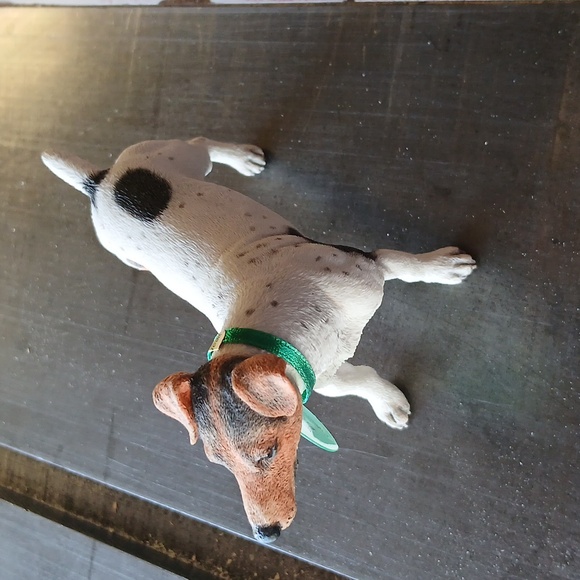 Jack Russell Terrier Figurine - Picture 3 of 3